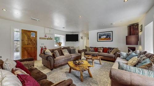 Colintraive House | Finest Retreats - Old Barn at Ormidale House