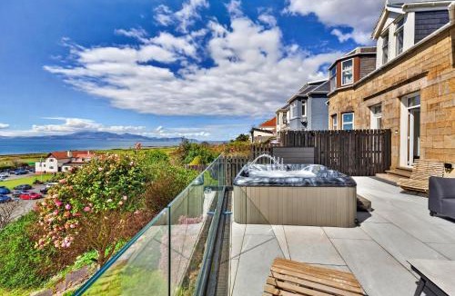 Seamill House | Finest Retreats - Seamill Beach House
