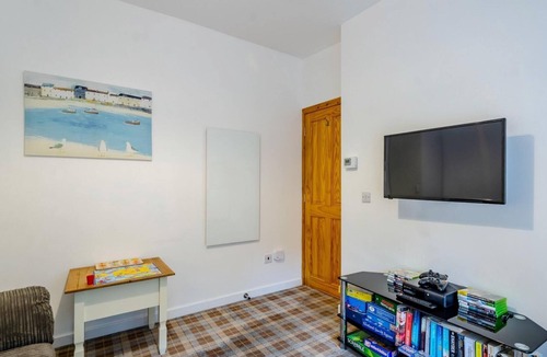 Brodick House | Finisla, Cosy 3 bedroom house in the centre of Brodick