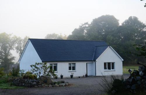 Glen Urquhart House | Fionnlagh Cottage