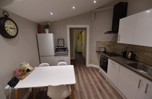 Merchiston Apartment | First - Slateford House Apartment