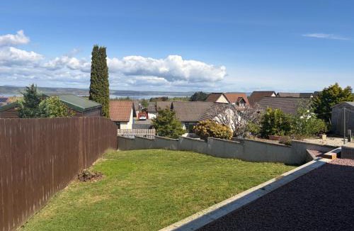 Balloch House | Firth View Heights, Luxury Detached Cottage with Stunning Panoramic View