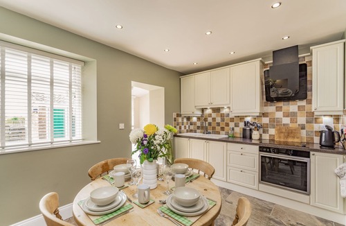 Hornsea Cottage | FISHER COTTAGE, pet friendly, character holiday cottage in Hornsea