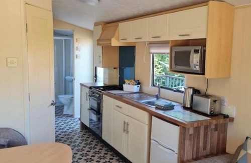 Looe House | Flamank – Cosy Countryside Caravan | Dog-Friendly Escape near Looe