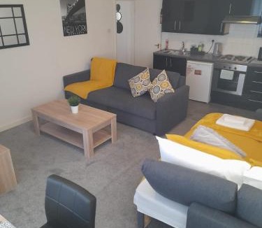 Doncaster Apartment | Flat 4 Corner House
