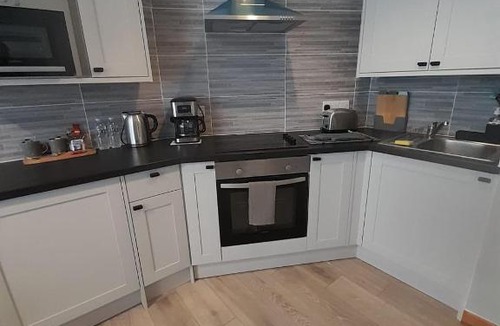 Doncaster Apartment | Flat 5 Corner House 1 bedroom