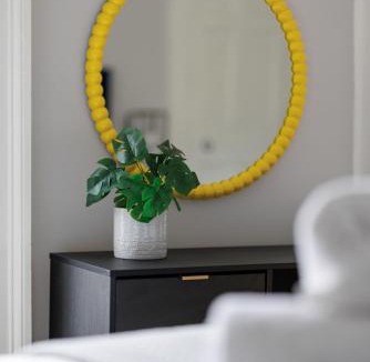 Georgian Quarter House | Flatzy - City Centre Mansion, Sleeps 22, 5 Baths