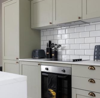 Georgian Quarter House | Flatzy - City Centre Mansion, Sleeps 22, 5 Baths