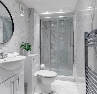 Georgian Quarter House | Flatzy - City Centre Mansion, Sleeps 22, 5 Baths