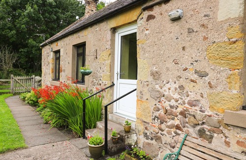 Cornhill on Tweed Cottage | FLODDEN EDGE FARM COTTAGE, pet friendly, with a garden in Milfield