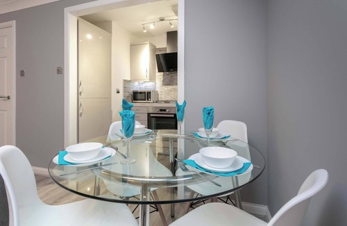 Ayr Apartment | Forbes Retreat - Donnini Apartments