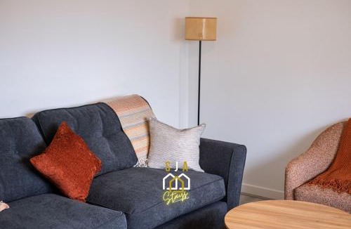 Peterhead Apartment | Forrest Road Stay - SJA Stays - Modern 2 Bed Apartment