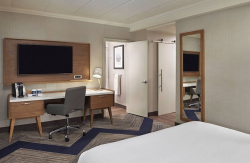 Windsor Hotel | Four Points by Sheraton Windsor Downtown