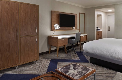 Windsor Hotel | Four Points by Sheraton Windsor Downtown