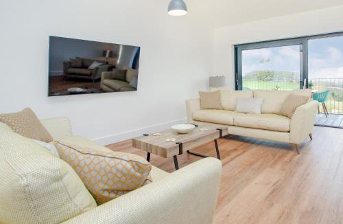 Over Stowey House | Foxglove-Uk34612