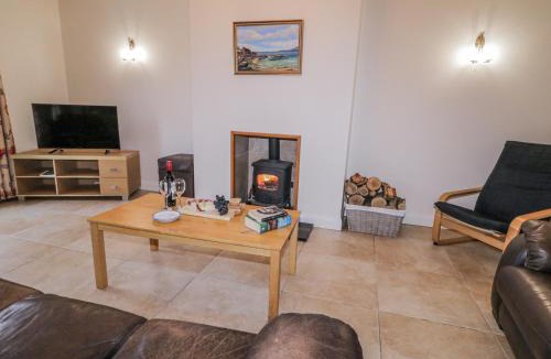 Strabane House | Foyle Cottage