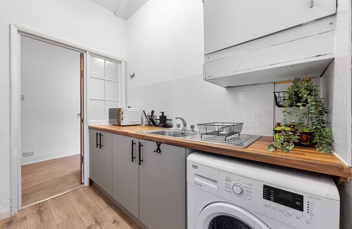 Goodmayes Apartment | FREE parking ALL- INCLUSIVE 1 BDR Flat FREE Netflix & WiFi