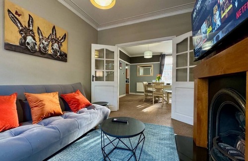 Cleethorpes Villa | Freeston House – Contractors, Families or Holidays