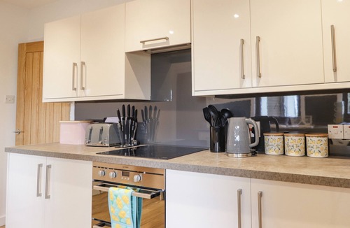 Marybank Cottage | FRESH FIELDS, pet friendly, character holiday cottage in Dingwall