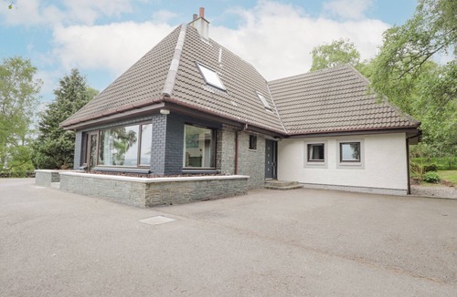 Marybank Cottage | FRESH FIELDS, pet friendly, character holiday cottage in Dingwall