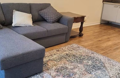 Windsor House | Full House 3 bedrooms 2 Washrooms