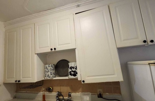 Birch Cliff Apartment | Fully furnished 1 bedroom apartment at Kingston and Warden in Toronto