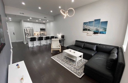 Downtown London Condo | Fully Furnished & Renovated Historic Condo in Downtown Core