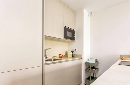 Torremolinos Apartment | Galatea | Beachfront - pool - gym