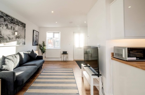 Leiston Cottage | Garden Cottage, Leiston, near Sizewell (sleeps 4)