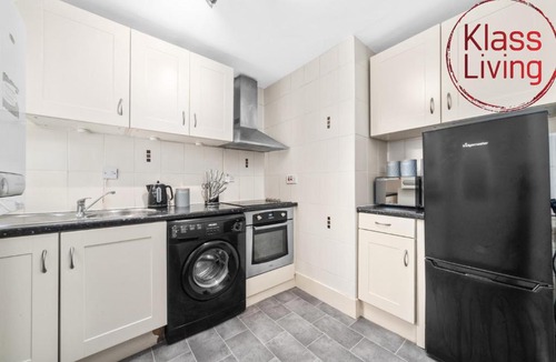 Coatbridge Apartment | Garturk Apartment by Klass Living Coatbridge