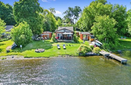 Campbellford House | Gather-on-Trent, Your Private Waterfront Luxury Resort in Trent Hills