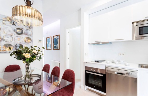 Santa Cruz Apartment | Genteel Home Mateos Gago IV