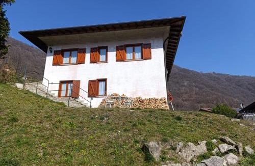 Biazzeno Apartment | Giò Giò House - Lake Como