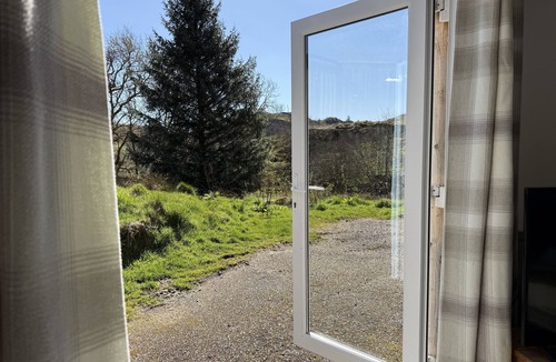 Lerags Apartment | Gigha - a chalet that sleeps 4 guests in 2 bedrooms