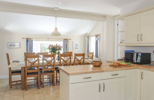 Caergeiliog Cottage | Glanrhyd Isaf