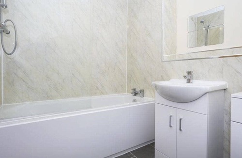 Glasgow Apartment | Glasgow's Modern 2 Double Bed, 2 Bathroom, City Centre Apartment.
