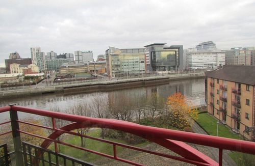 Tradeston Apartment | Glasgow Waterfront Apartment Short Walk To City Centre