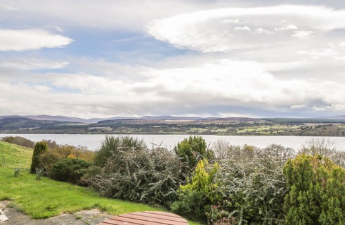 Bonar Bridge House | GLAVEN, family friendly, with open fire in Bonar Bridge