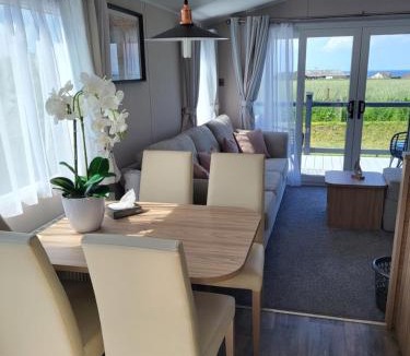 Girvan House | Gleneagles 27 - Turnberry Holiday Park