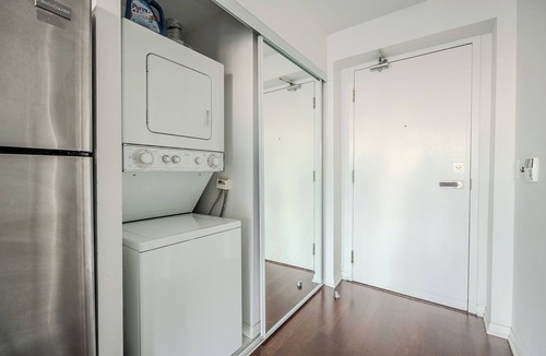 Bay Cloverhill Condo | GLOBALSTAY. Amazing 1Bedroom. Downtown Toronto High Floor View