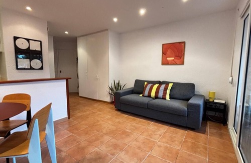 Calella de Palafrugell Apartment | Golfet Apartment - Apt p/3 at 5min from the beach w/pool Wi-Fi and AC