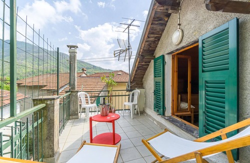 Savignone Apartment | Gorgeous apartment in Savignone with WiFi