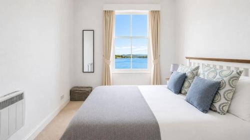 Kilchattan Bay Apartment | Govandale Seaviews