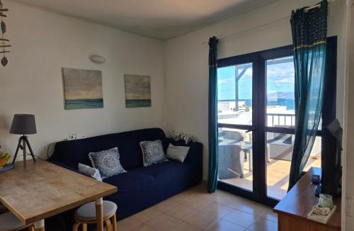 Caleta de Caballo Apartment | Gran terraza con muy bonitas vistas