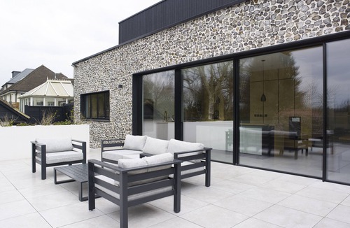 Rickmansworth House | Grand Designs Chess Valley Project - Rickmansworth