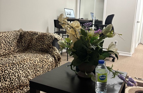 Woodbine Gardens Apartment | great size apartment near to every thing such as shopping and gym, entertainment