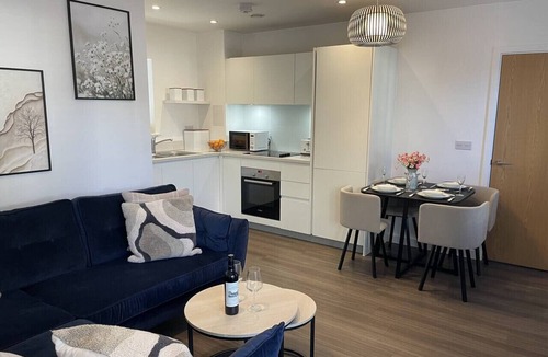 Greenhithe Apartment | Greenhithe Place Near Bluewater