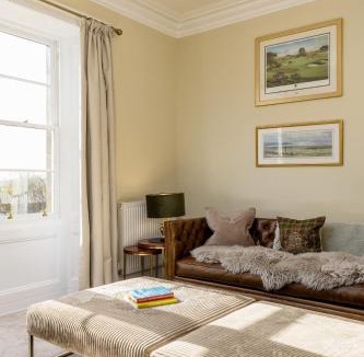 Gullane House | Greenways Wake Up on the Fairway at Gullane