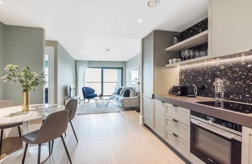 Peninsula Apartment | Greenwich-The O2 Cosy water view with lots of restaurant 1 minute from O2 arena