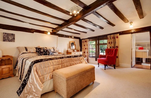 Glemsford Bed & Breakfast | Greyhound Cottage